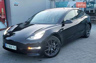 Tesla Model 3  2018