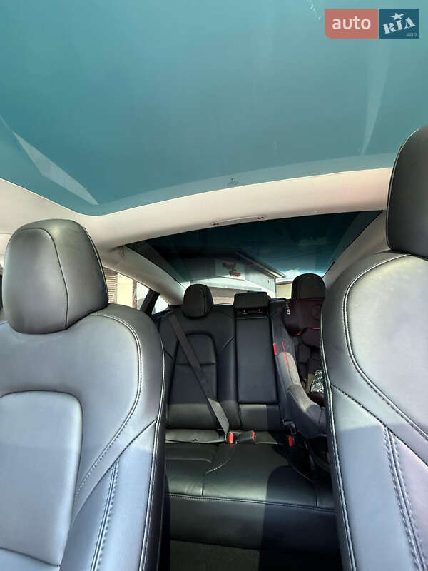 Седан Tesla Model 3 2023 в Жовкве фото 18 Седан Tesla Model 3 2023 в Жовкве
