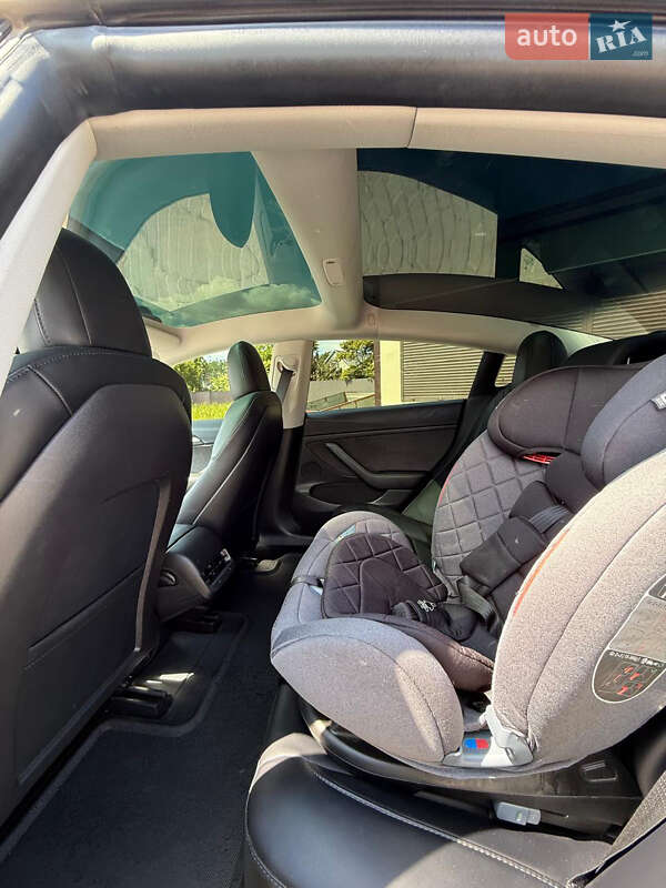 Седан Tesla Model 3 2023 в Жовкве фото 19 Седан Tesla Model 3 2023 в Жовкве
