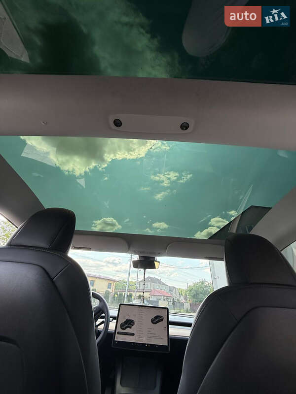 Седан Tesla Model 3 2023 в Жовкве фото 27 Седан Tesla Model 3 2023 в Жовкве