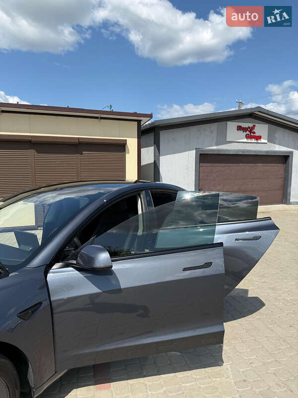 Седан Tesla Model 3 2023 в Жовкве фото 31 Седан Tesla Model 3 2023 в Жовкве