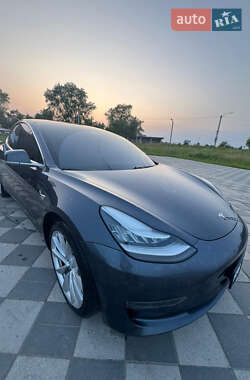 Tesla Model 3  2018