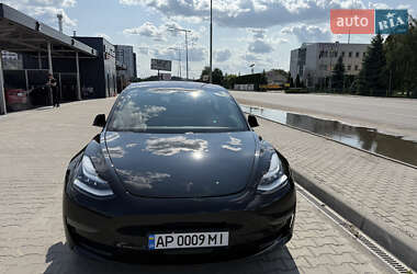 Tesla Model 3  2018