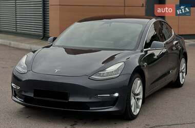 Tesla Model 3 2019