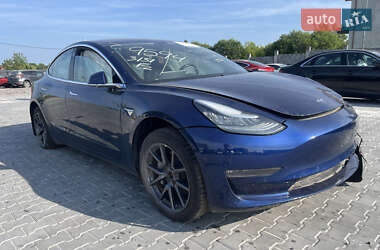 Tesla Model 3  2018