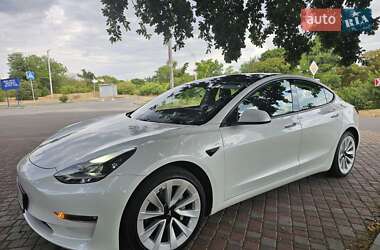 tesla model-3 2021 в Кропивницкий (Кировоград) от профессионального продавца Дмитро