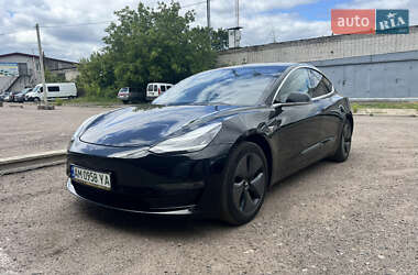 Tesla Model 3 2019