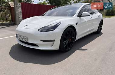 Tesla Model 3  2021