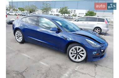 Tesla Model 3  2021