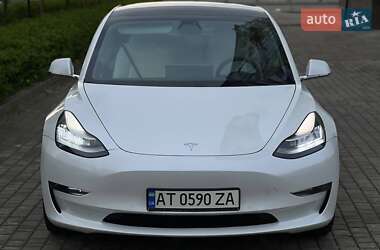 Tesla Model 3  2019