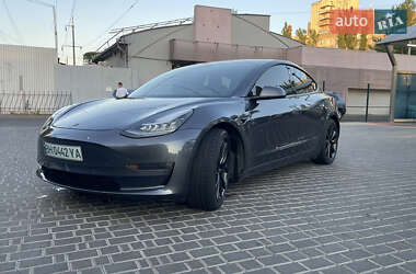 Седан Tesla Model 3 2018 в Одесі
