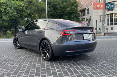 Седан Tesla Model 3 2018 в Одесі