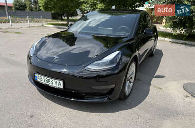 Tesla Model 3  2022