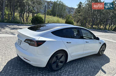 Седан Tesla Model 3 2021 в Днепре