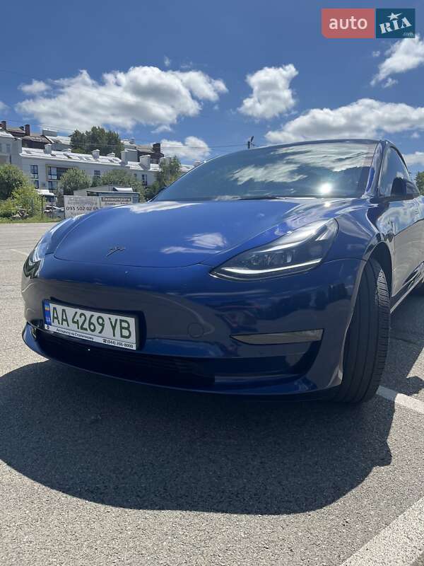 Седан Tesla Model 3 2022 в Киеве фото 3 Седан Tesla Model 3 2022 в Киеве