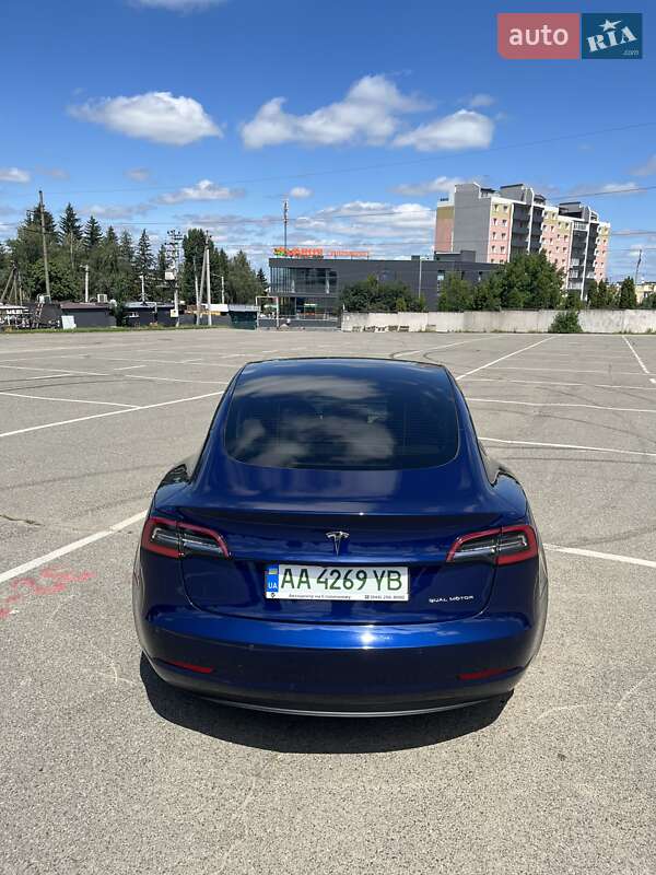 Седан Tesla Model 3 2022 в Киеве фото 5 Седан Tesla Model 3 2022 в Киеве
