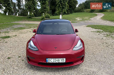 Tesla Model 3  2019