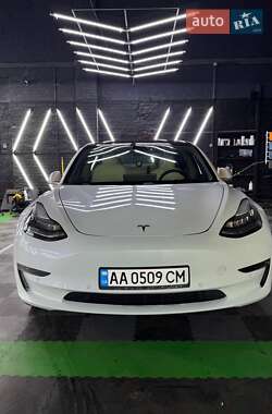 tesla model-3 2019 в Київ від професійного продавця Ігор