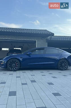 Седан Tesla Model 3 2021 в Львове