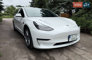 Tesla Model 3  2021