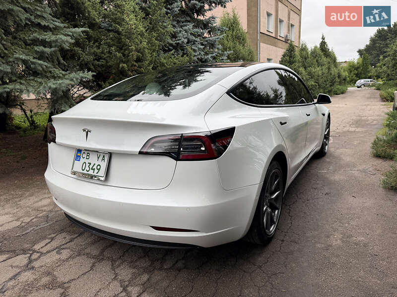 Седан Tesla Model 3 2021 в Нежине