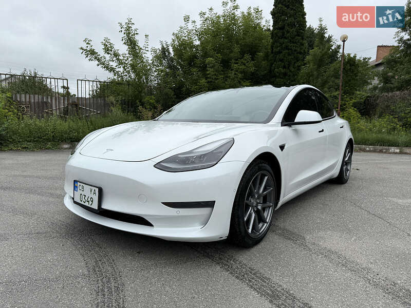 Седан Tesla Model 3 2021 в Нежине