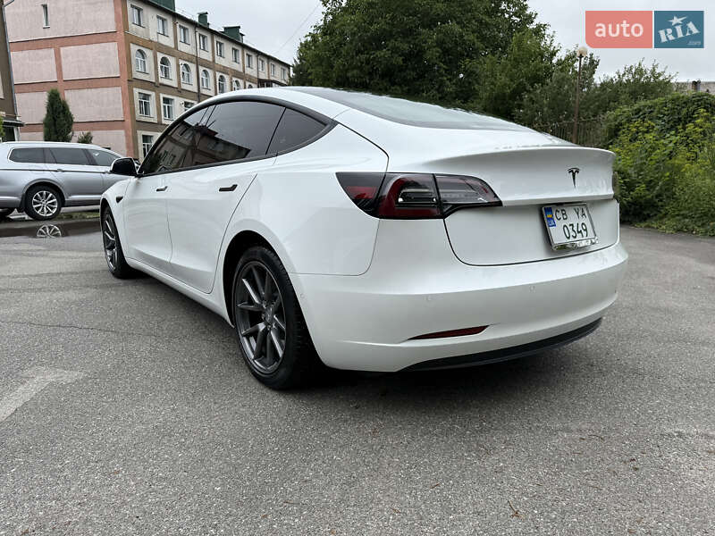 Седан Tesla Model 3 2021 в Нежине