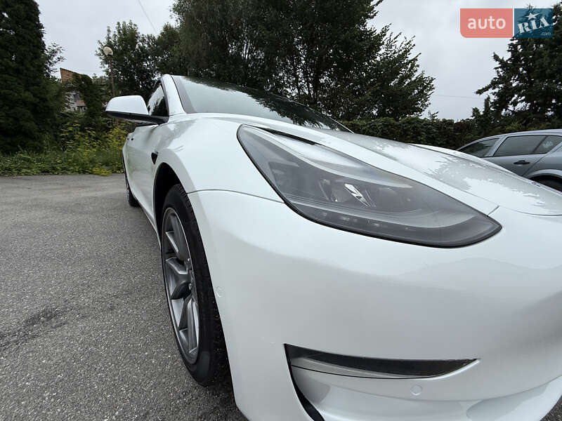 Седан Tesla Model 3 2021 в Нежине