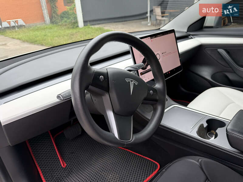 Седан Tesla Model 3 2021 в Нежине