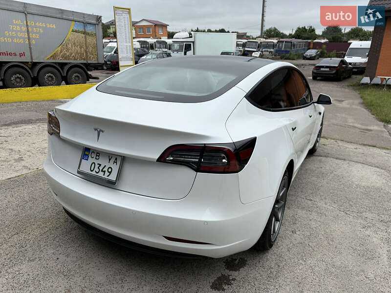 Седан Tesla Model 3 2021 в Нежине