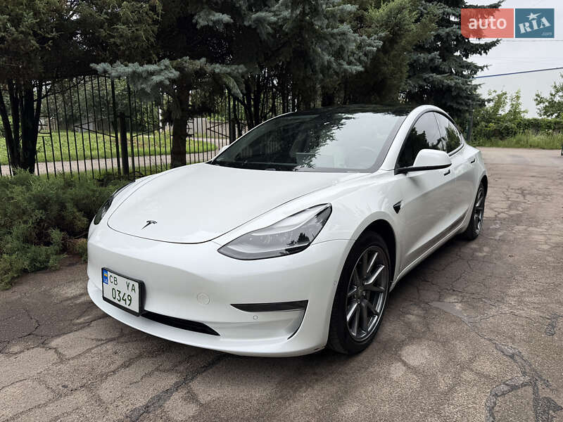 Седан Tesla Model 3 2021 в Нежине