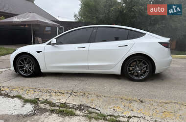 Седан Tesla Model 3 2021 в Нежине