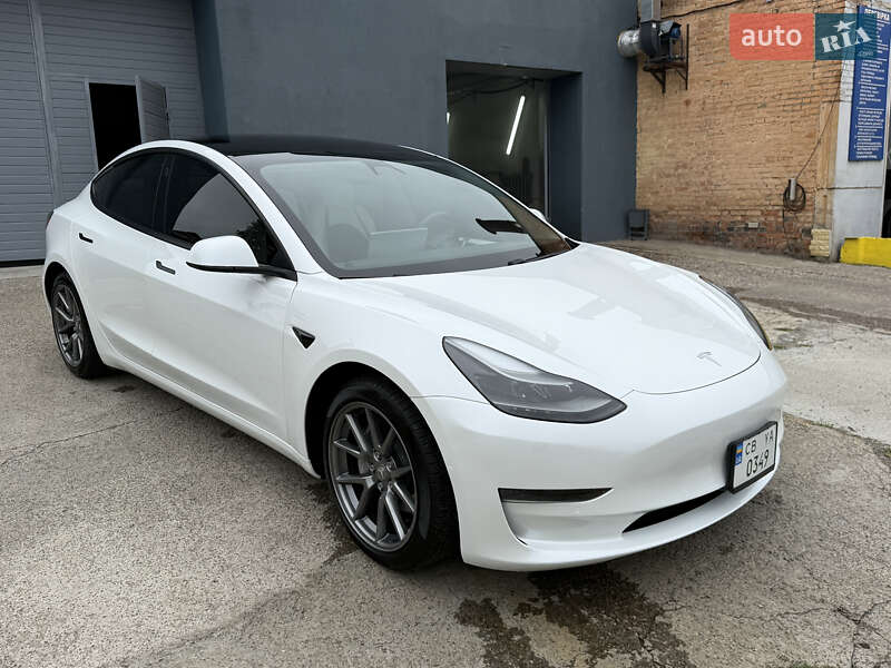 Седан Tesla Model 3 2021 в Нежине