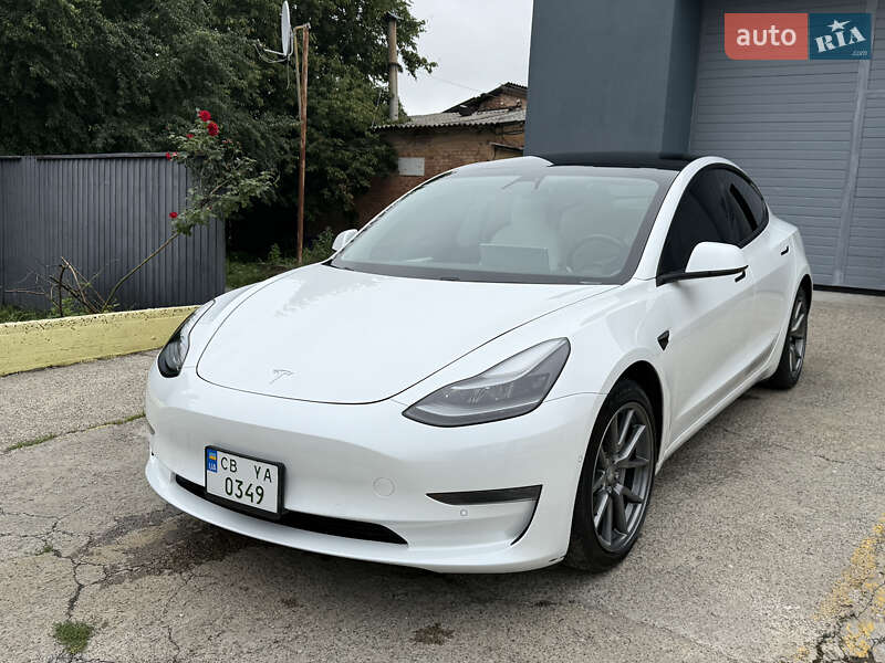 Седан Tesla Model 3 2021 в Нежине