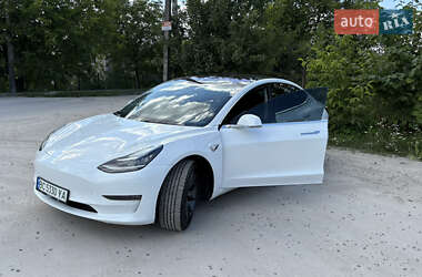Tesla Model 3  2018