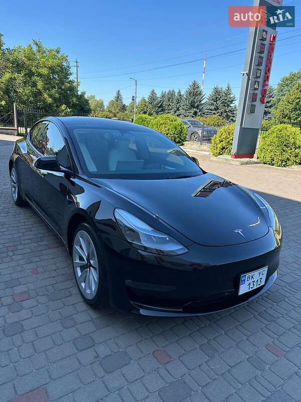 Tesla Model 3 2023 Tesla Model 3 2023