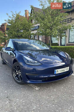 Tesla Model 3  2021