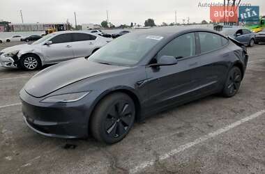 Tesla Model 3  2025