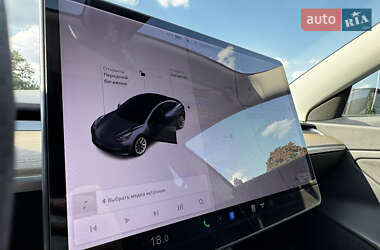Седан Tesla Model 3 2020 в Кропивницком