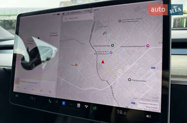 Седан Tesla Model 3 2020 в Кропивницком