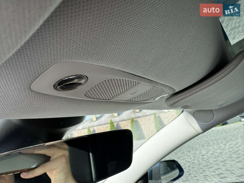 Седан Tesla Model 3 2020 в Кропивницком