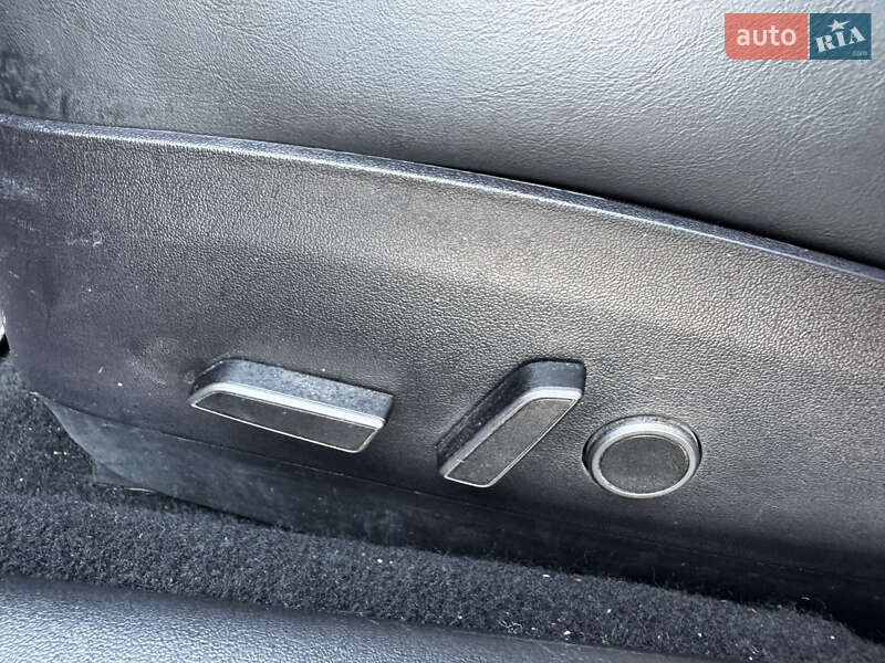 Седан Tesla Model 3 2020 в Кропивницком