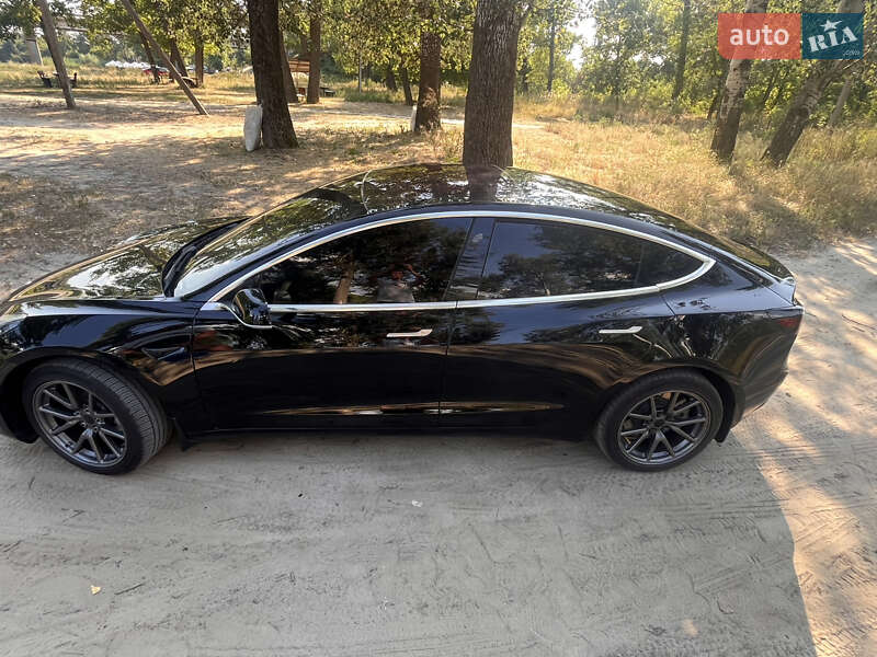 Седан Tesla Model 3 2019 в Кобеляках фото 18 Седан Tesla Model 3 2019 в Кобеляках