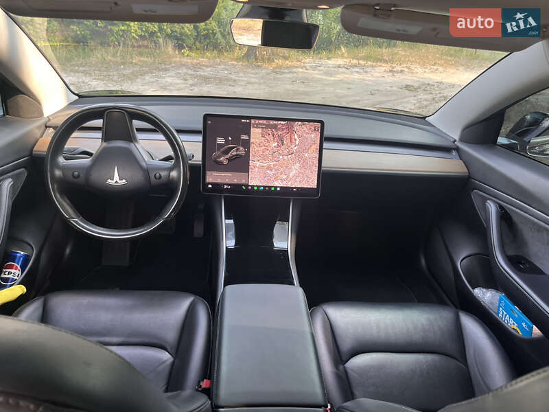 Седан Tesla Model 3 2019 в Кобеляках фото 21 Седан Tesla Model 3 2019 в Кобеляках