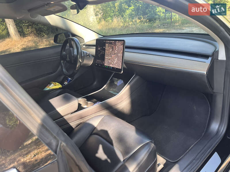 Седан Tesla Model 3 2019 в Кобеляках фото 20 Седан Tesla Model 3 2019 в Кобеляках