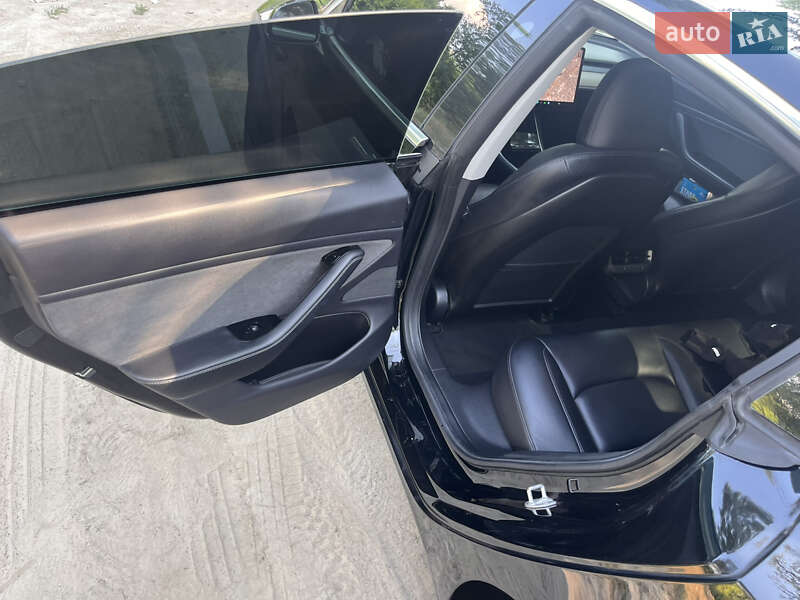 Седан Tesla Model 3 2019 в Кобеляках фото 26 Седан Tesla Model 3 2019 в Кобеляках
