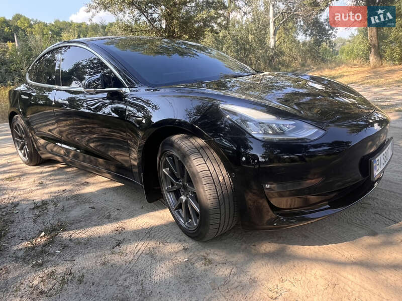 Седан Tesla Model 3 2019 в Кобеляках фото Седан Tesla Model 3 2019 в Кобеляках