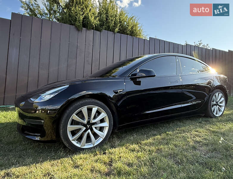 Tesla Model 3 2020 Tesla Model 3 2020