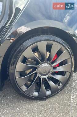 Седан Tesla Model 3 2022 в Києві