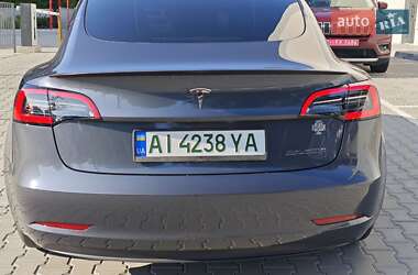 Седан Tesla Model 3 2023 в Фастове